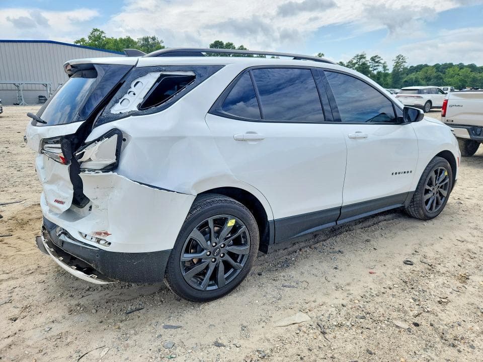 2023 CHEVROLET EQUINOX RS 3