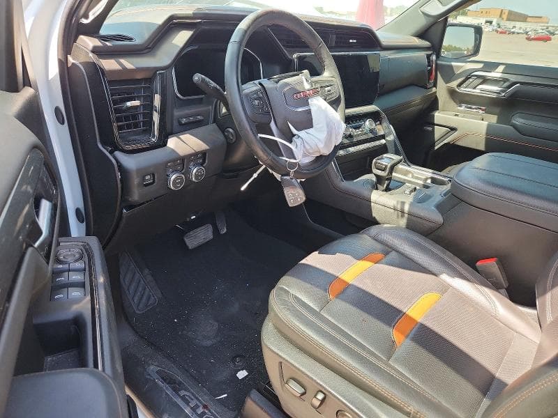 2026 GMC SIERRA K1500 AT4 8