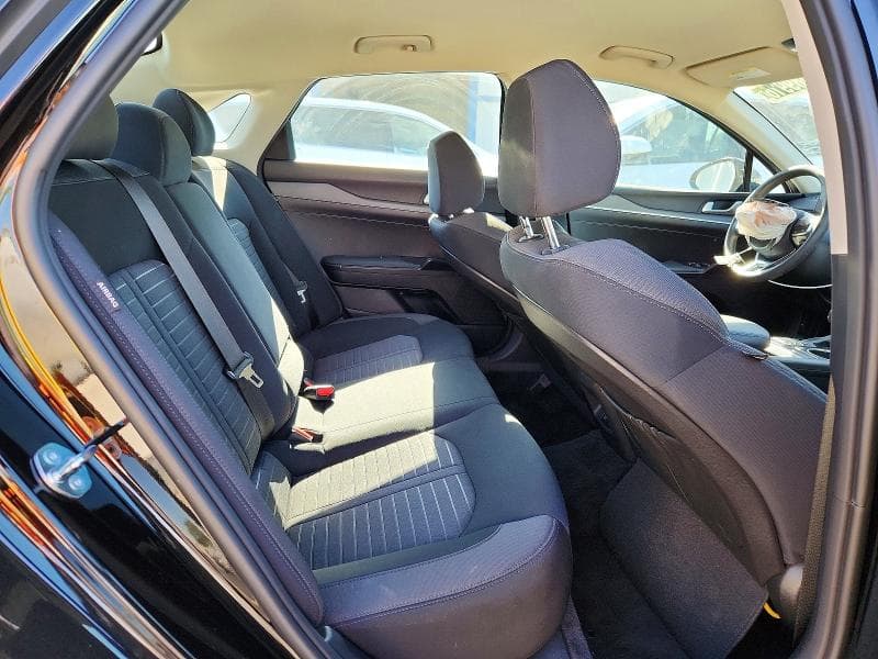 2026 KIA K5 LXS 10