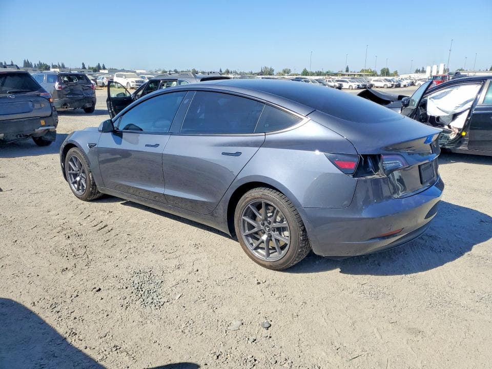 2022 TESLA MODEL 3 2