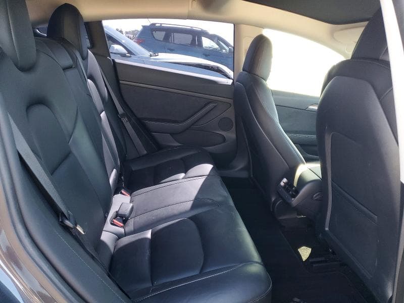 2022 TESLA MODEL 3 10