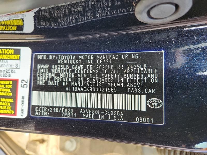 2025 TOYOTA CAMRY SE 12