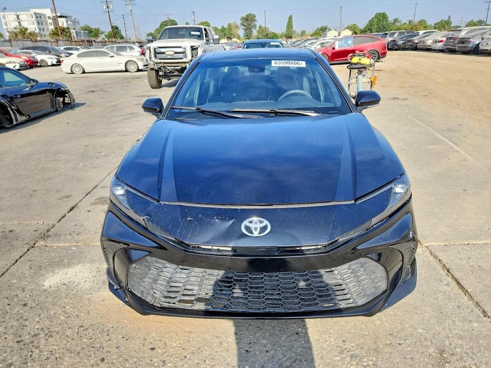 2025 TOYOTA CAMRY SE 5