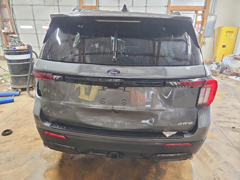 2026 FORD EXPLORER ST-LINE 6
