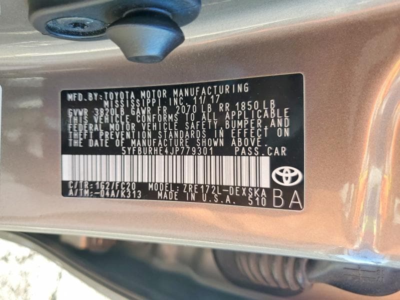 2018 TOYOTA COROLLA SE 12