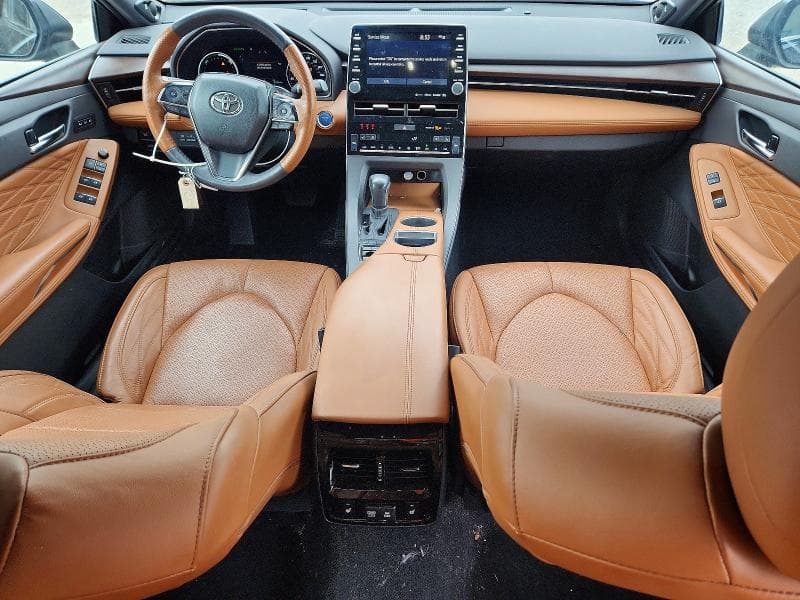 2022 TOYOTA AVALON LIMITED 8
