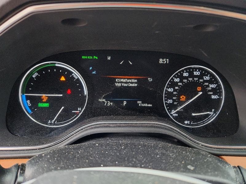 2022 TOYOTA AVALON LIMITED 9