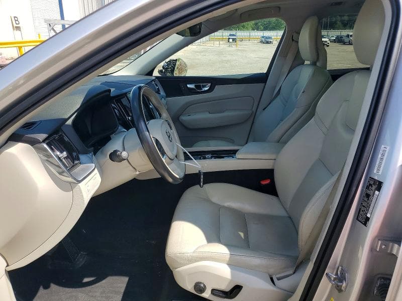 2018 VOLVO XC60 T5 7
