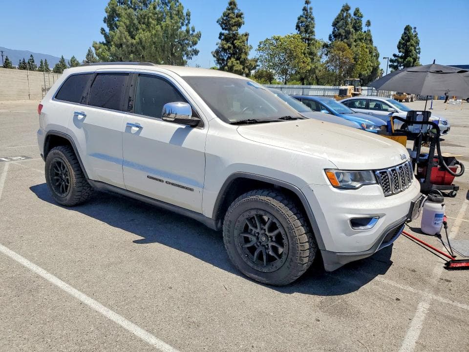 2017 JEEP GRAND CHEROKEE LIMITED 4
