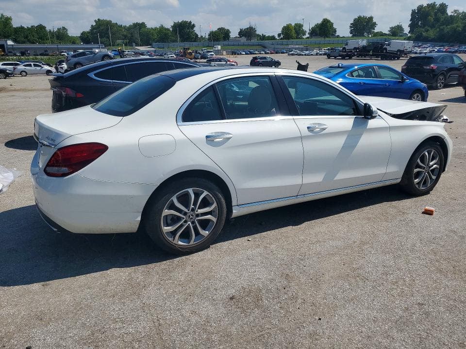 2018 MERCEDES-BENZ C 300 4MATIC 3