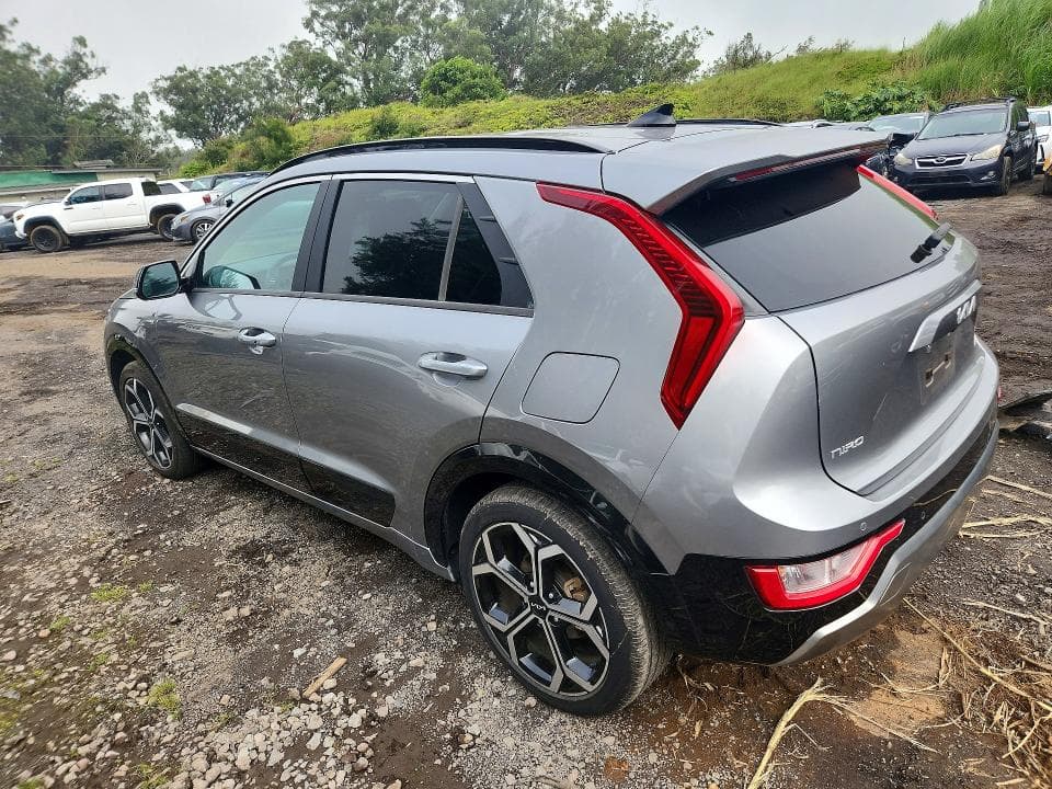 2023 KIA NIRO EX 2