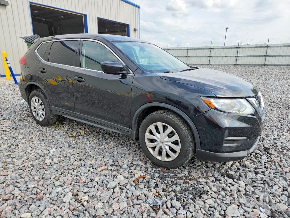 2018 NISSAN ROGUE S 4