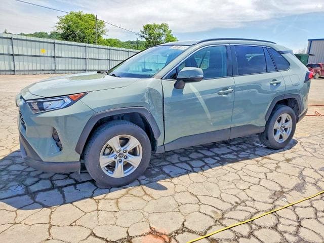 2021 TOYOTA RAV4 XLE - 1