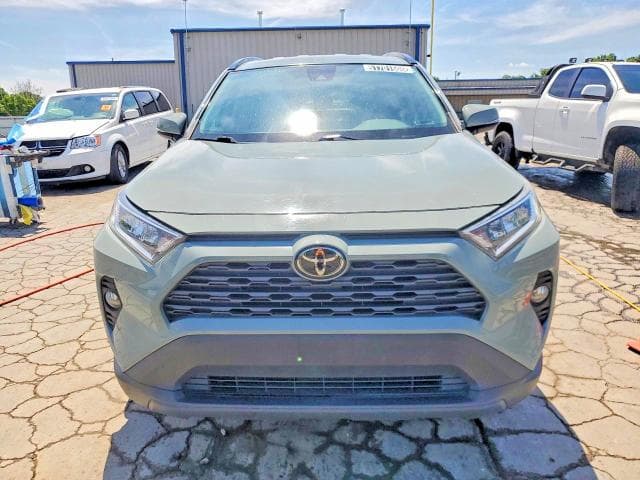 2021 TOYOTA RAV4 XLE 5