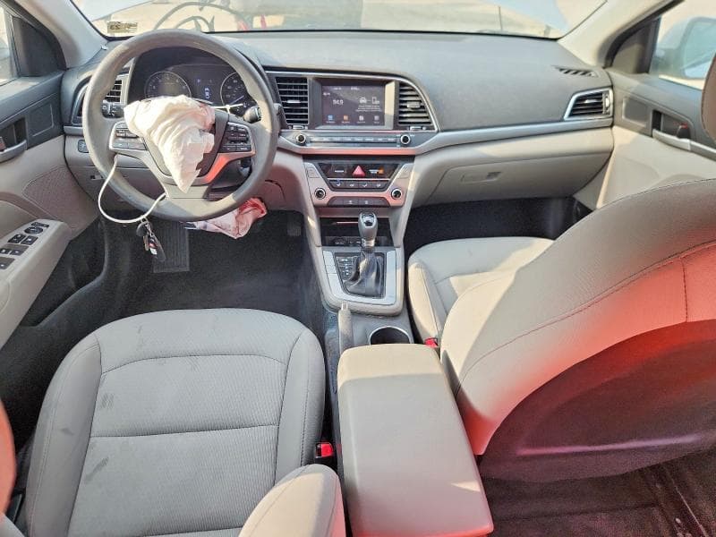 2018 HYUNDAI ELANTRA SEL 8