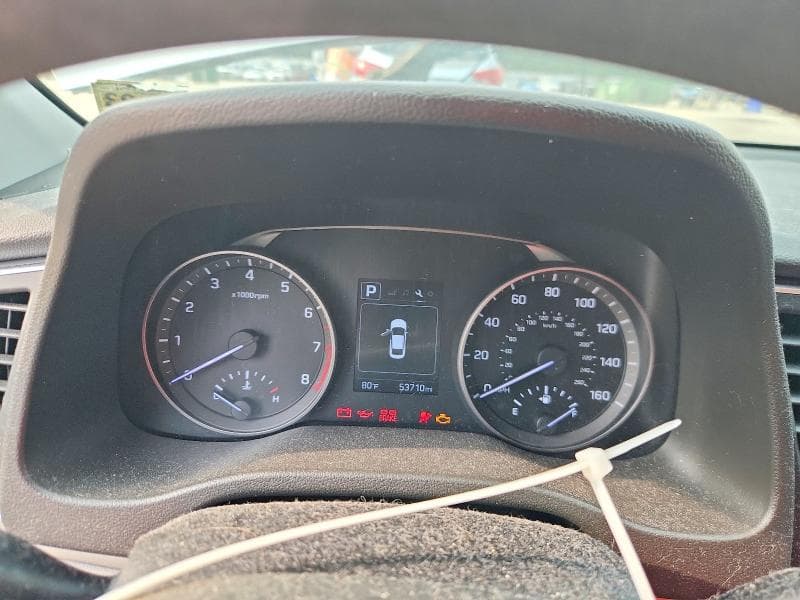 2018 HYUNDAI ELANTRA SEL 9