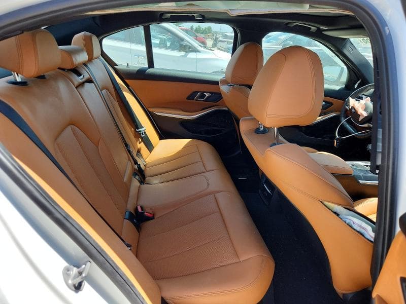 2026 BMW 330XI 10