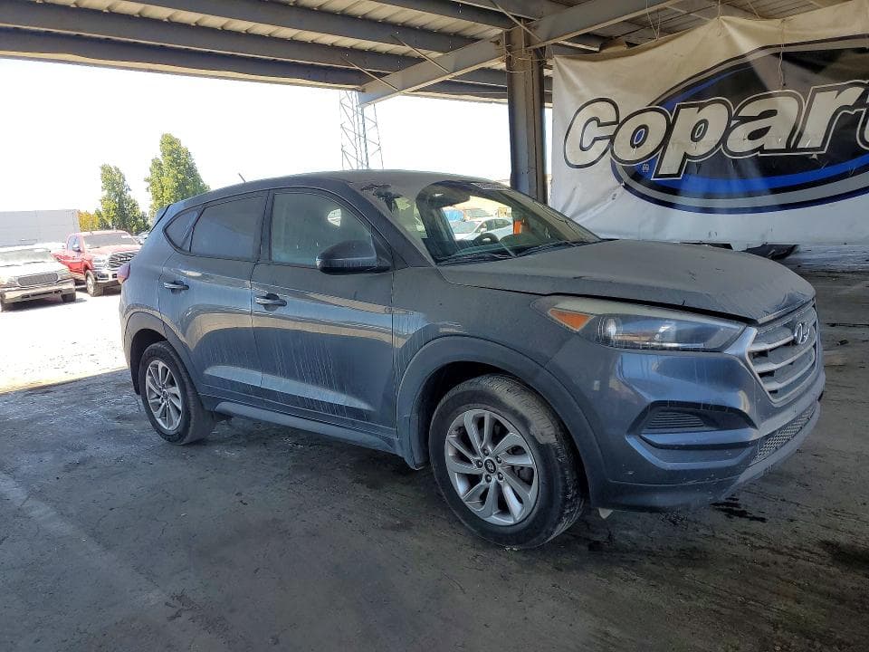 2018 HYUNDAI TUCSON SE 4