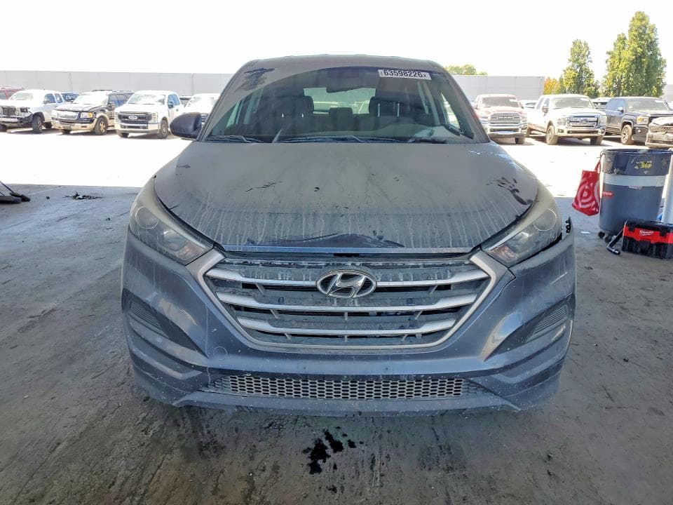 2018 HYUNDAI TUCSON SE 5