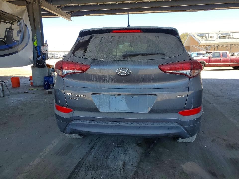 2018 HYUNDAI TUCSON SE 6
