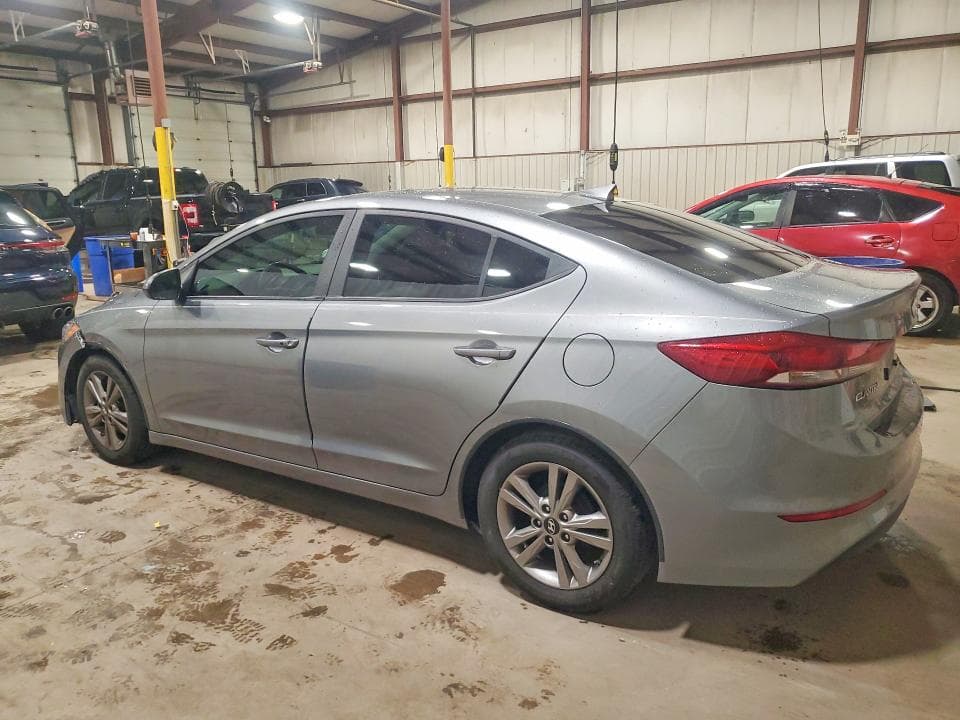 2017 HYUNDAI ELANTRA SE 2
