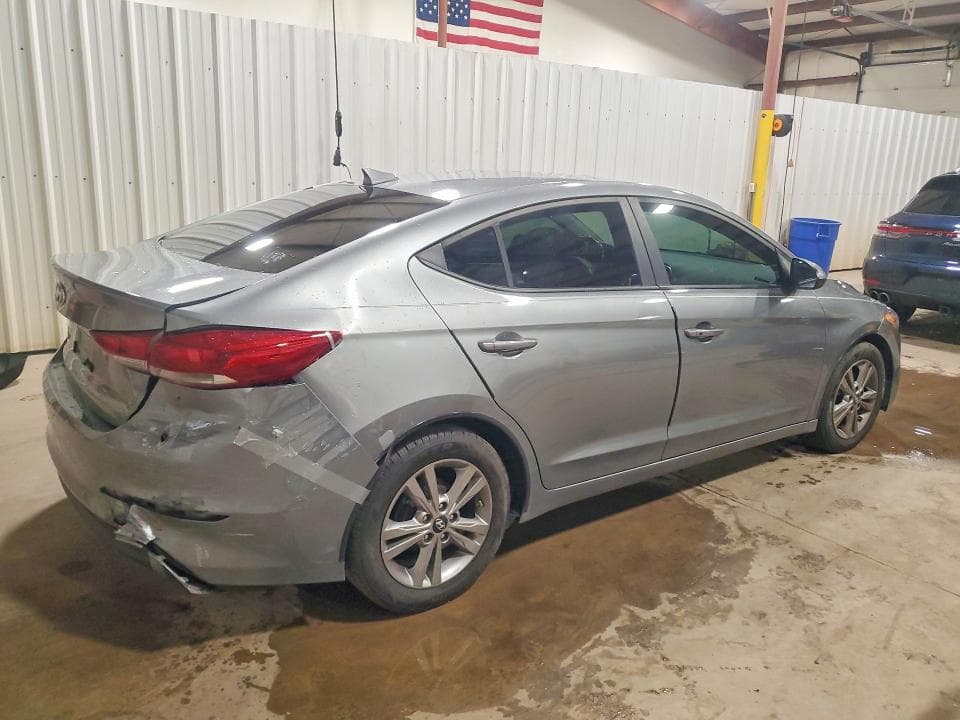 2017 HYUNDAI ELANTRA SE 3