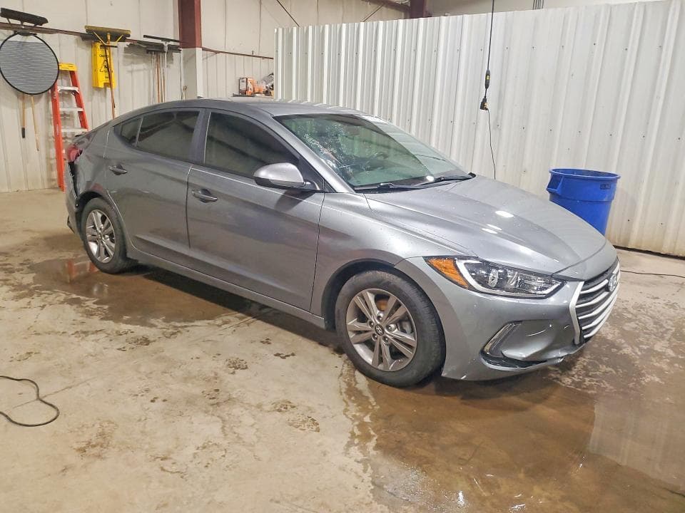 2017 HYUNDAI ELANTRA SE 4