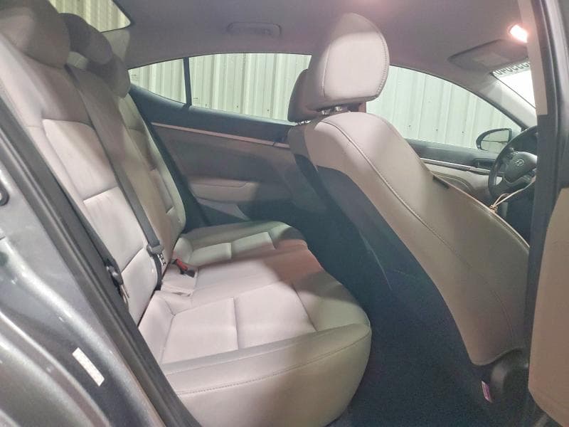 2017 HYUNDAI ELANTRA SE 10