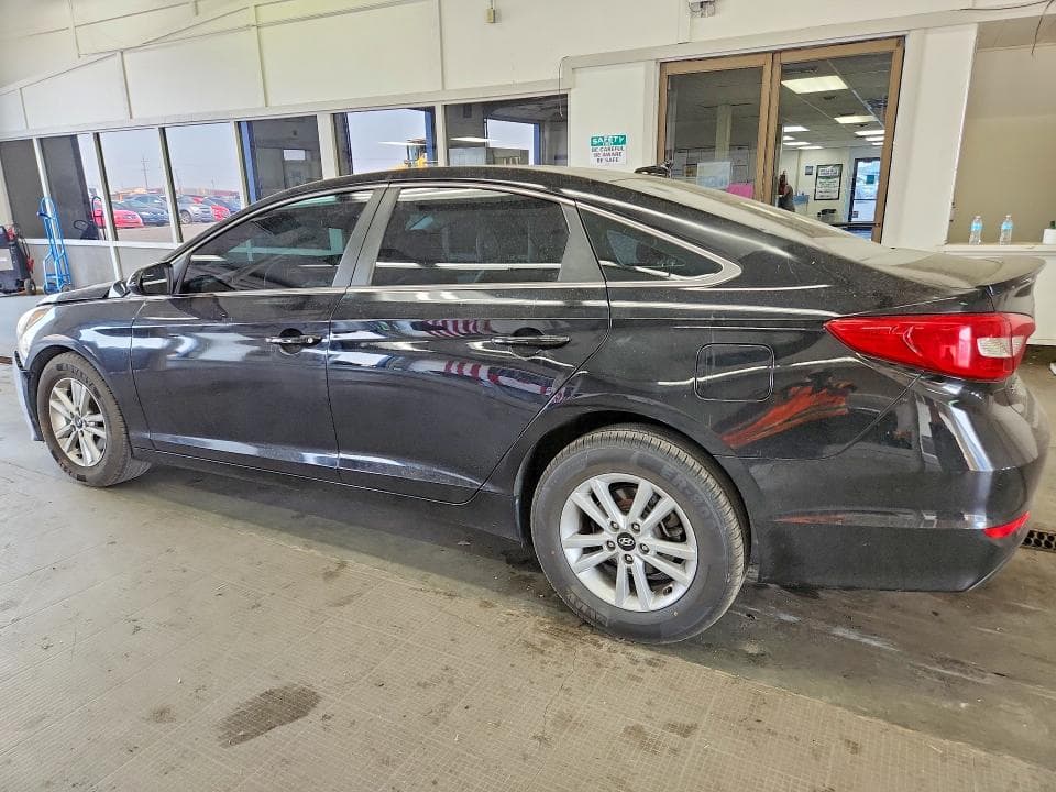 2017 HYUNDAI SONATA SE 2