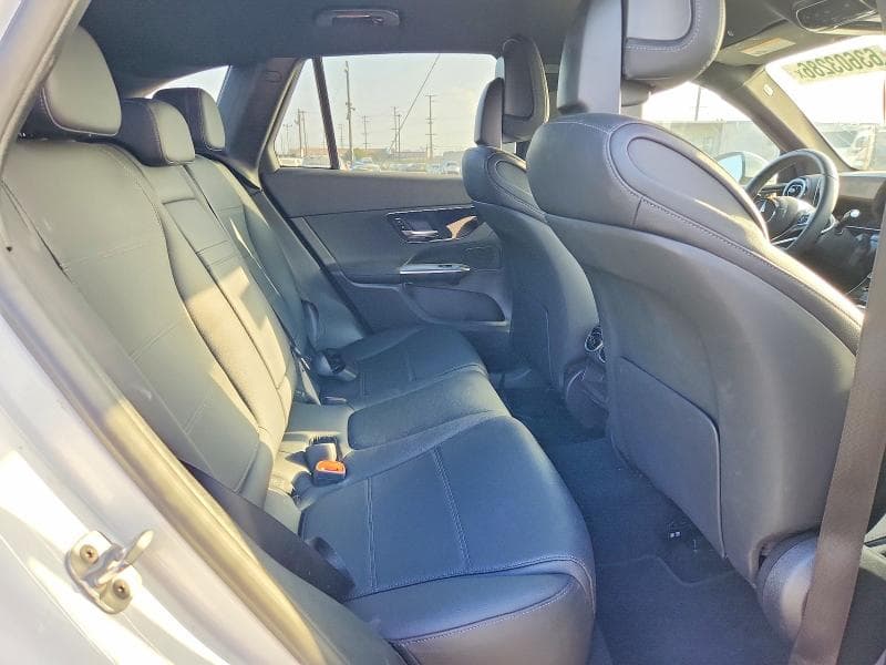 2025 MERCEDES-BENZ GLC 300 11