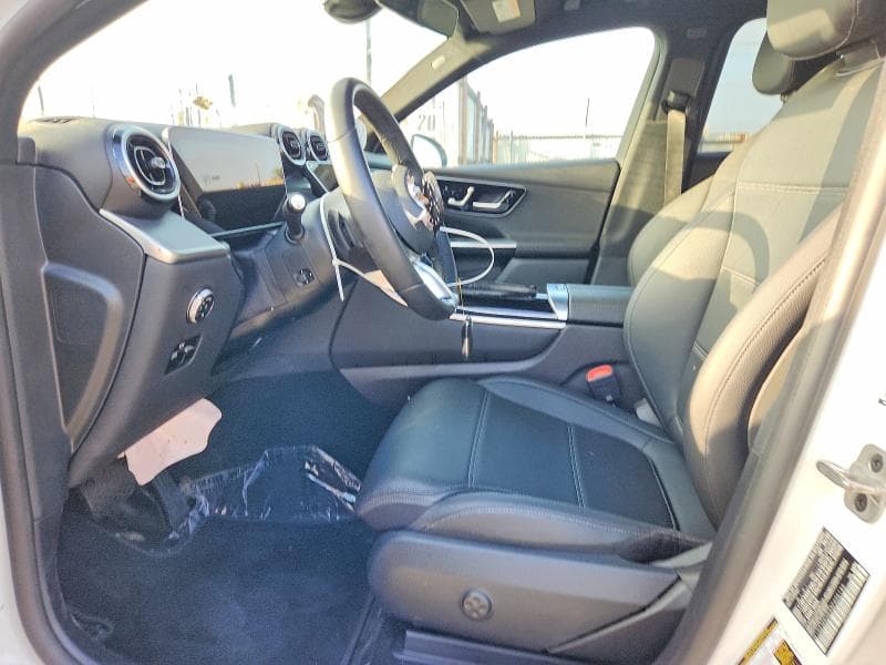 2025 MERCEDES-BENZ GLC 300 7