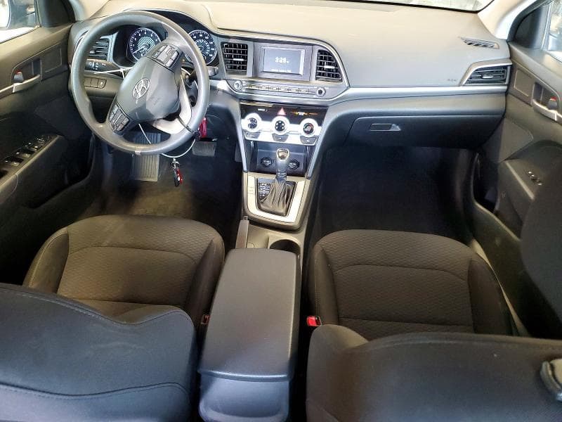 2019 HYUNDAI ELANTRA SE 8