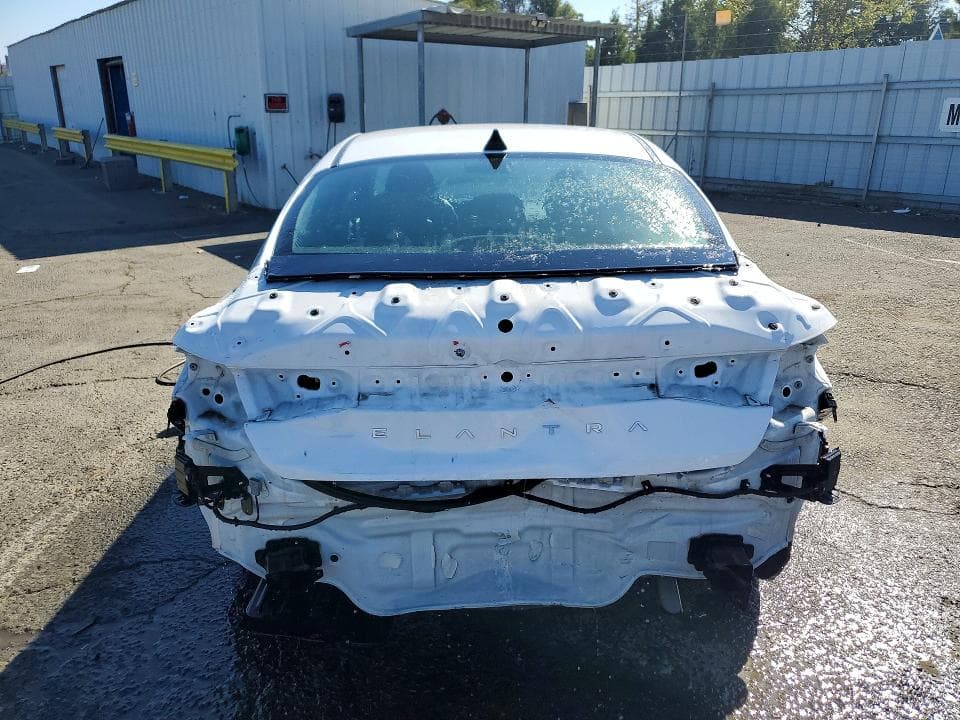 2025 HYUNDAI ELANTRA SEL 6