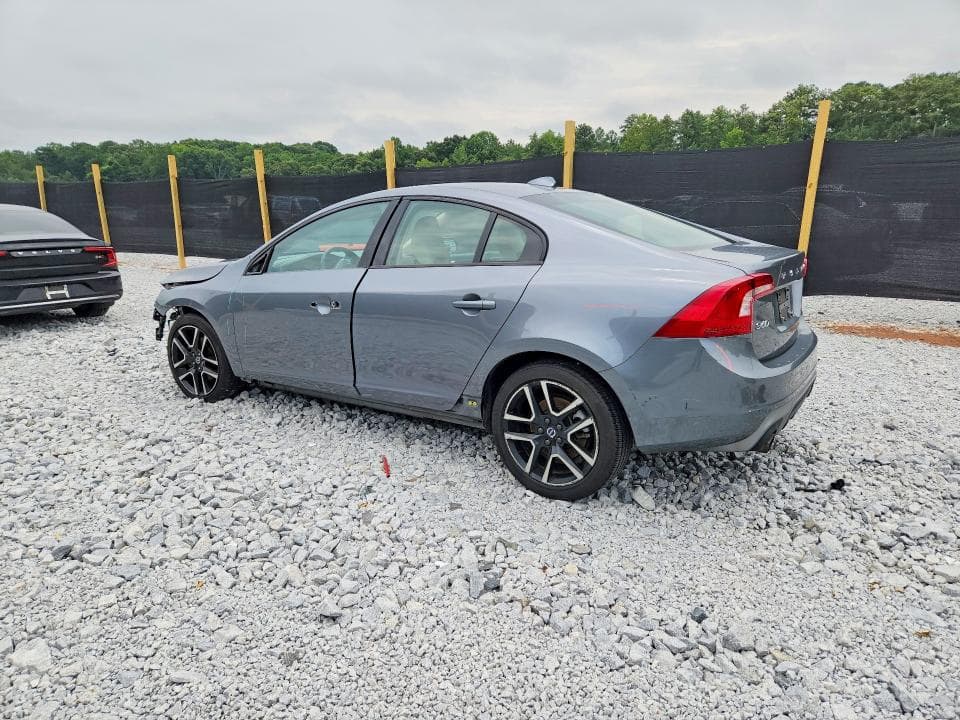 2017 VOLVO S60 2