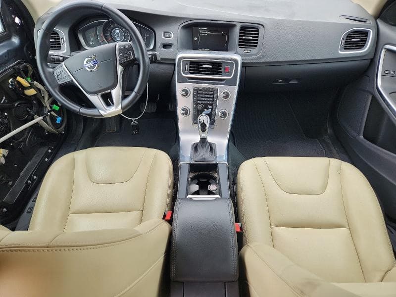 2017 VOLVO S60 8
