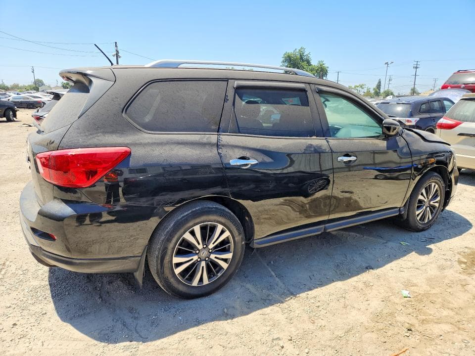 2018 NISSAN PATHFINDER S 3