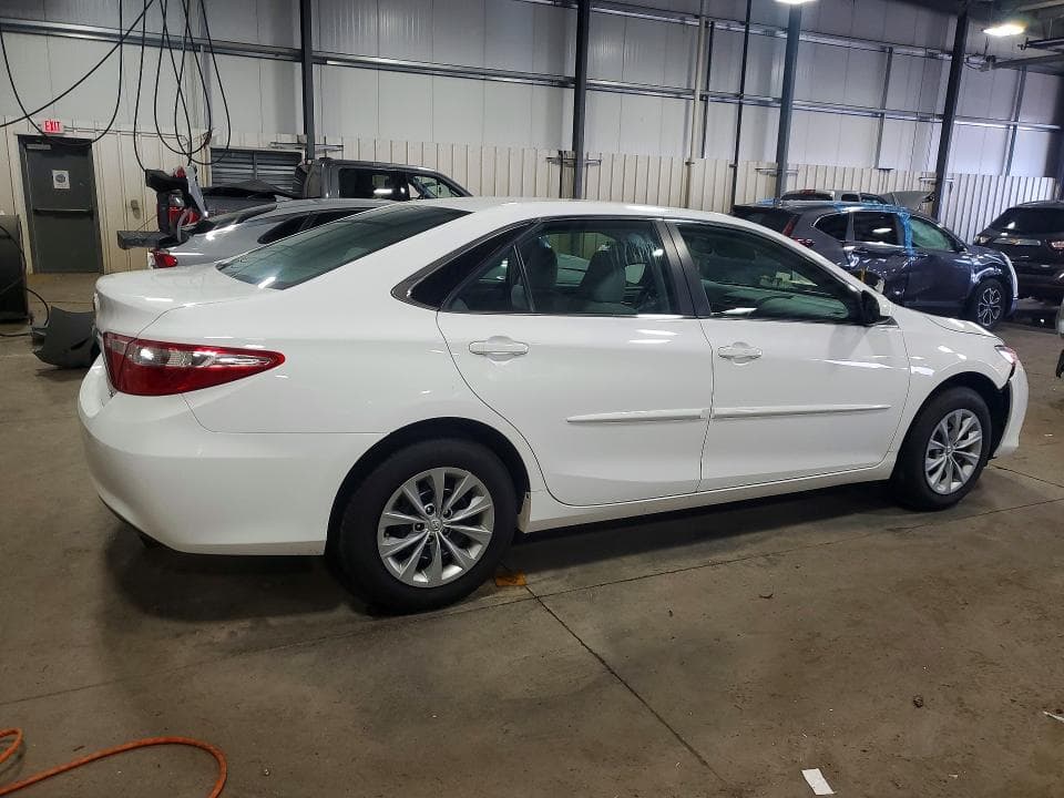 2017 TOYOTA CAMRY LE 3