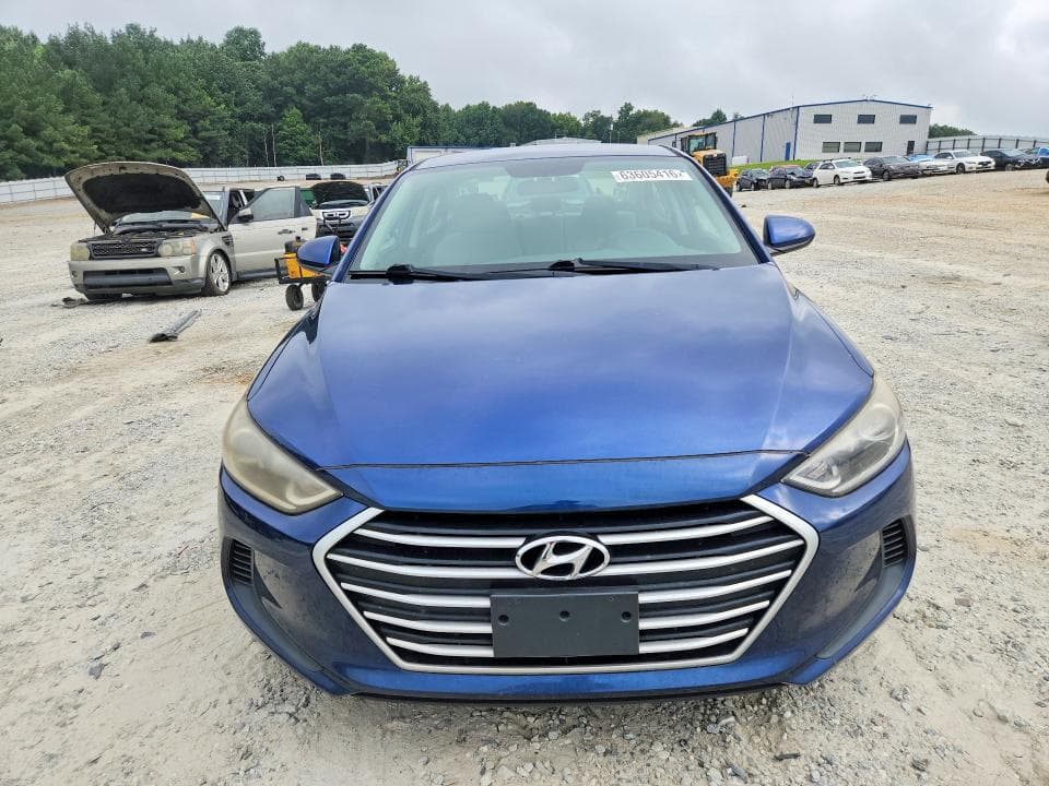 2017 HYUNDAI ELANTRA SE 5