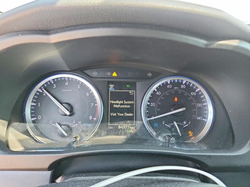 2019 TOYOTA HIGHLANDER SE 9