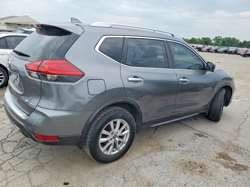 2017 NISSAN ROGUE SV 3