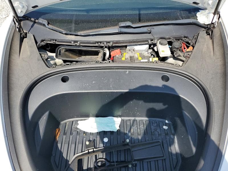 2020 TESLA MODEL 3 11