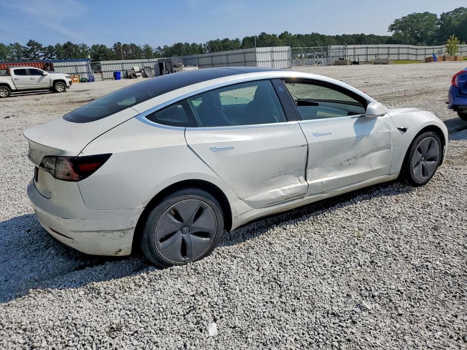 2020 TESLA MODEL 3 3