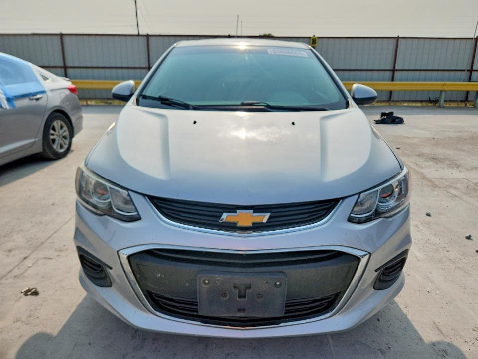 2017 CHEVROLET SONIC LT 5