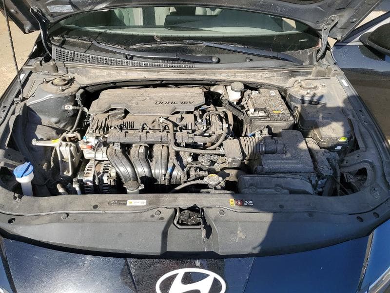 2024 HYUNDAI ELANTRA SEL 11