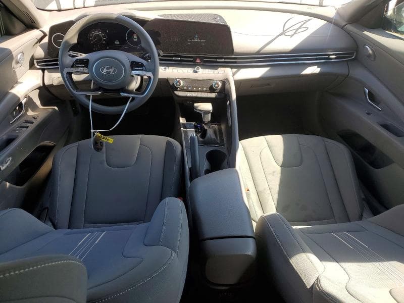 2024 HYUNDAI ELANTRA SEL 8