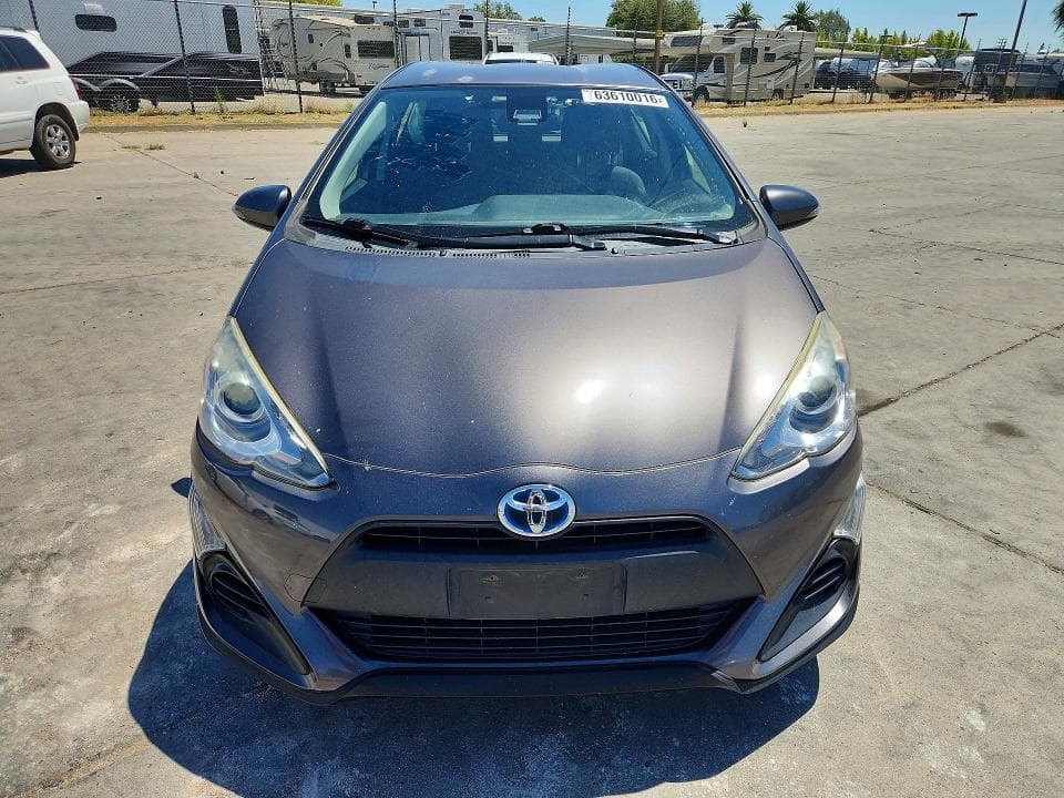2017 TOYOTA PRIUS C TWO 5