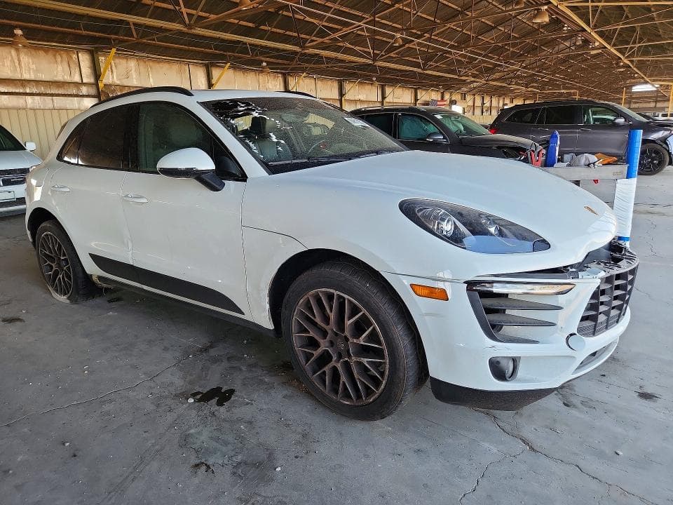 2018 PORSCHE MACAN S 4