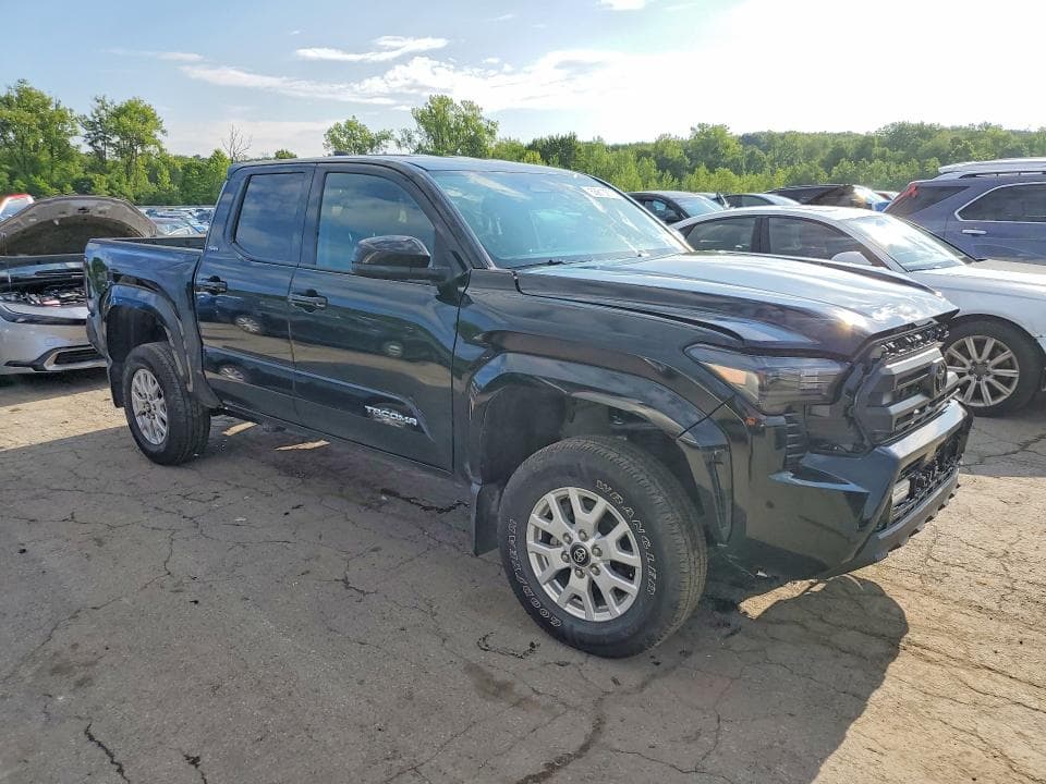 2025 TOYOTA TACOMA SR5 4