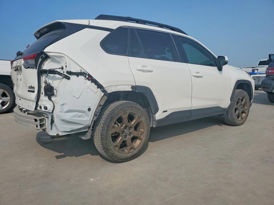 2023 TOYOTA RAV4 WOODLAND EDITION 3