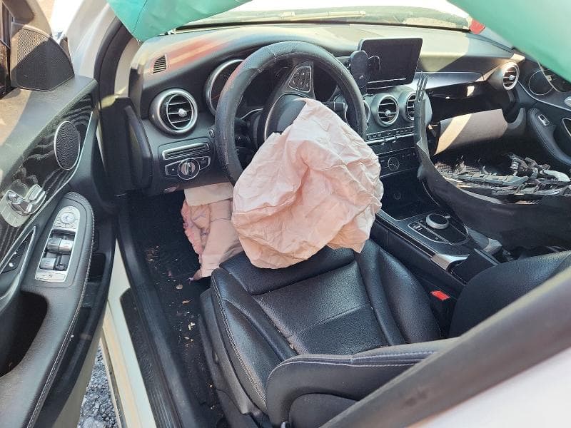 2017 MERCEDES-BENZ C 300 8